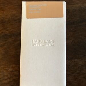 Haus Labs By Lady Gaga Foundation - Light Tan